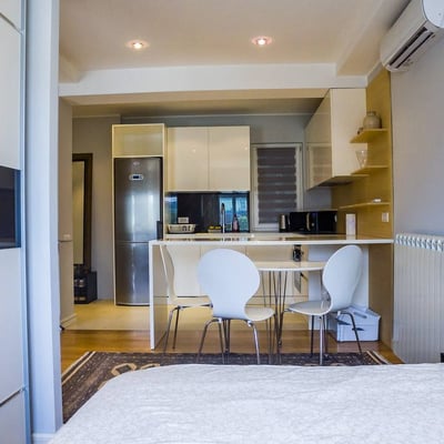 Vermietung einer gemütlichen 2-Zimmer-Wohnung, 54 m², Stadtzentrum, Belgrad, Serbien